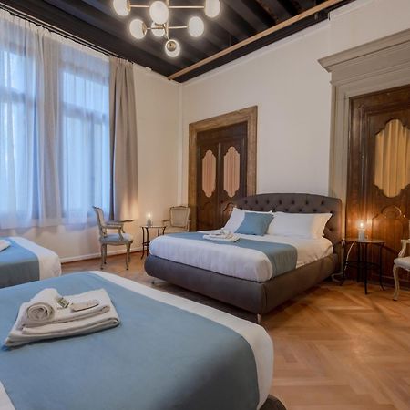 Appartamentino Canal Grande Con Vaporetto Di Fronte - Senza Cucina Venedig Eksteriør billede